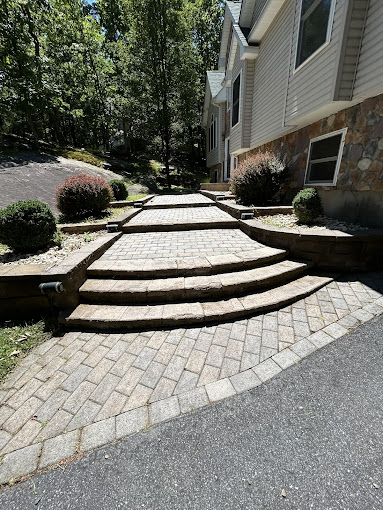 Custom paver walkway and steps installation in Stroudsburg PA